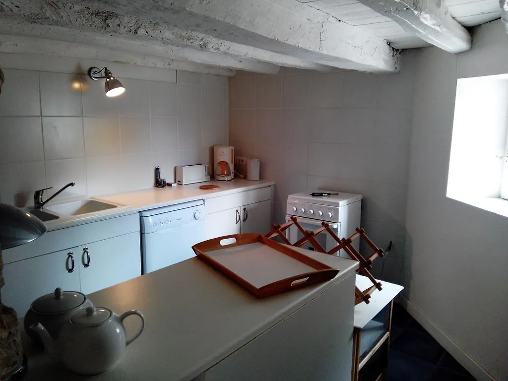 Holiday home Gites Les Vents Bleus Donnazac France
